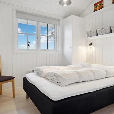 Awesome In With Kitchen Holiday home Fredericia